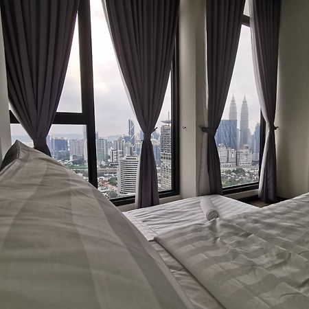 Expressionz Designer Suites Host By Aurora Premium Stay Kuala Lumpur Eksteriør bilde