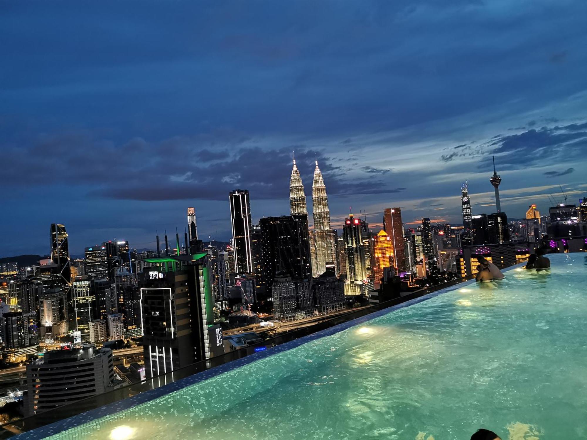 Expressionz Designer Suites Host By Aurora Premium Stay Kuala Lumpur Eksteriør bilde