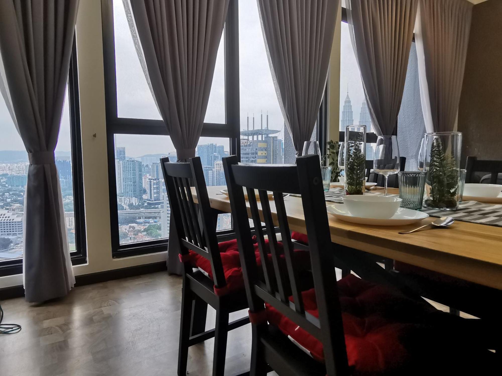 Expressionz Designer Suites Host By Aurora Premium Stay Kuala Lumpur Eksteriør bilde